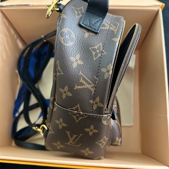Authentic Louis Vuitton Mini palm springs backpack - Picture 5 of 13